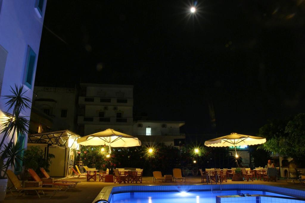 Albatross Apartments Amoudara  Екстер'єр фото