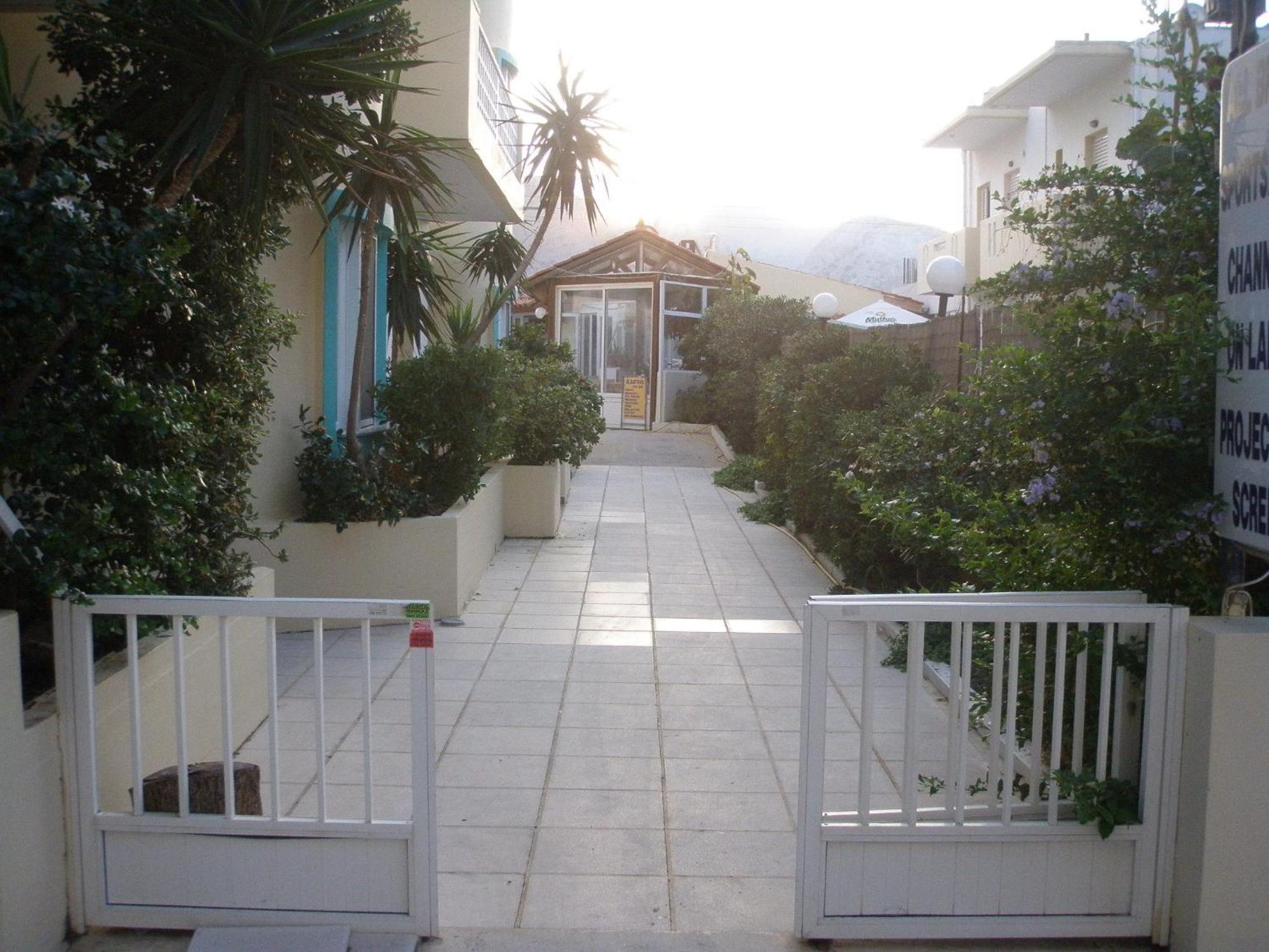Albatross Apartments Amoudara  Екстер'єр фото