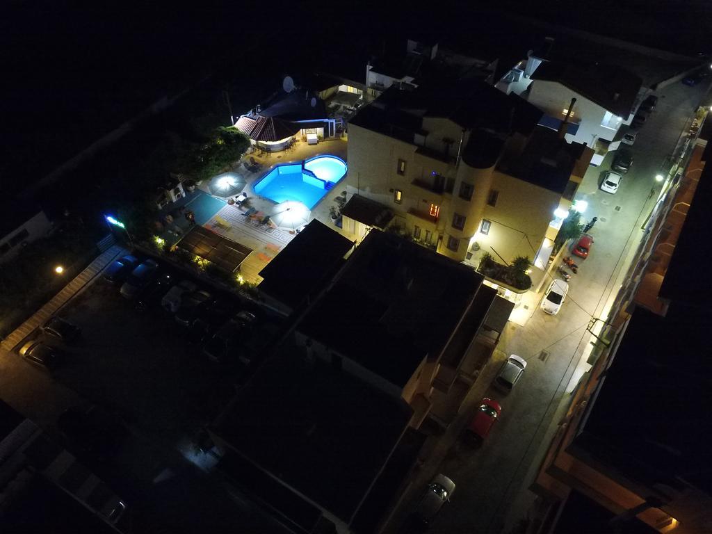 Albatross Apartments Amoudara  Екстер'єр фото