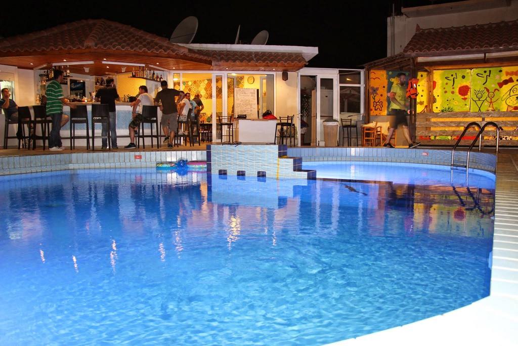 Albatross Apartments Amoudara  Екстер'єр фото